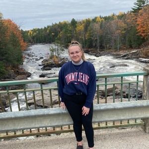 Meet your Posher, Marie-eve